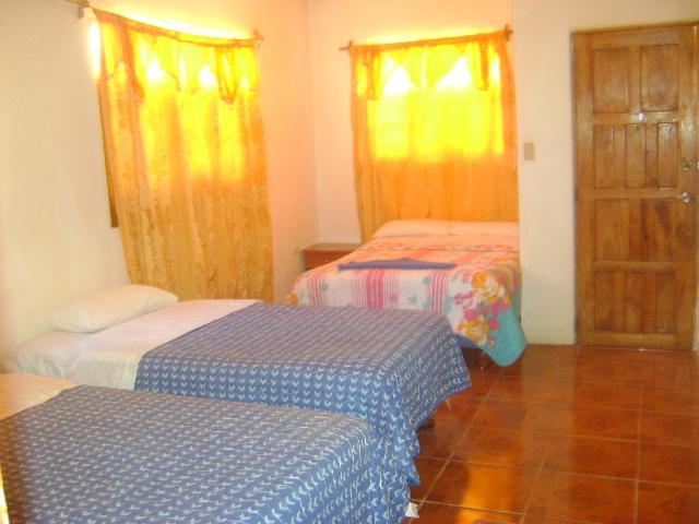 Las Gardenias Otel Puerto Villamil Dış mekan fotoğraf