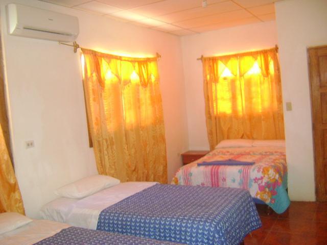 Las Gardenias Otel Puerto Villamil Dış mekan fotoğraf