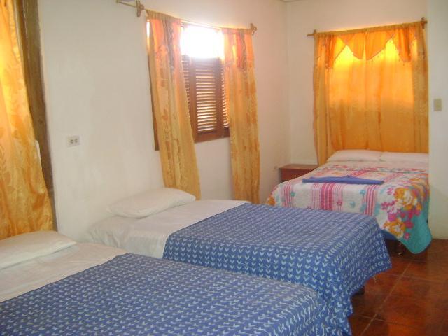 Las Gardenias Otel Puerto Villamil Dış mekan fotoğraf