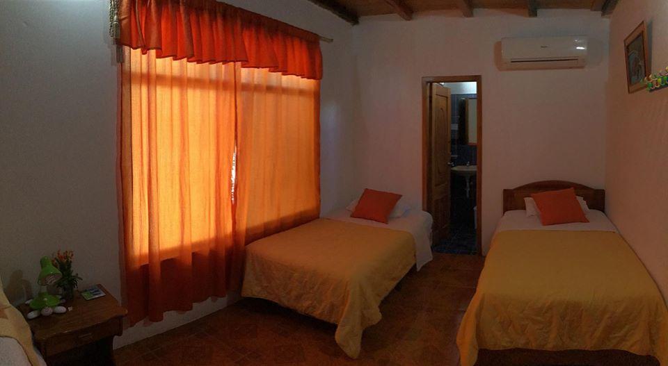 Las Gardenias Otel Puerto Villamil Dış mekan fotoğraf